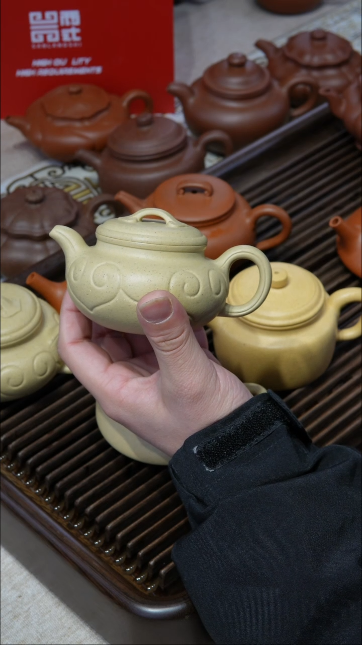 【闪购商品】紫砂茶壶本绿 仿古如意 