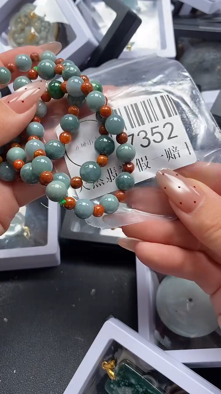 吊坠(不含链)未镶嵌翡翠7352