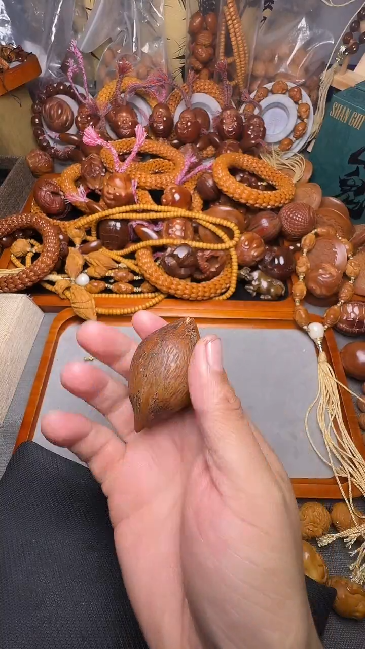 手串橄榄核素核2个