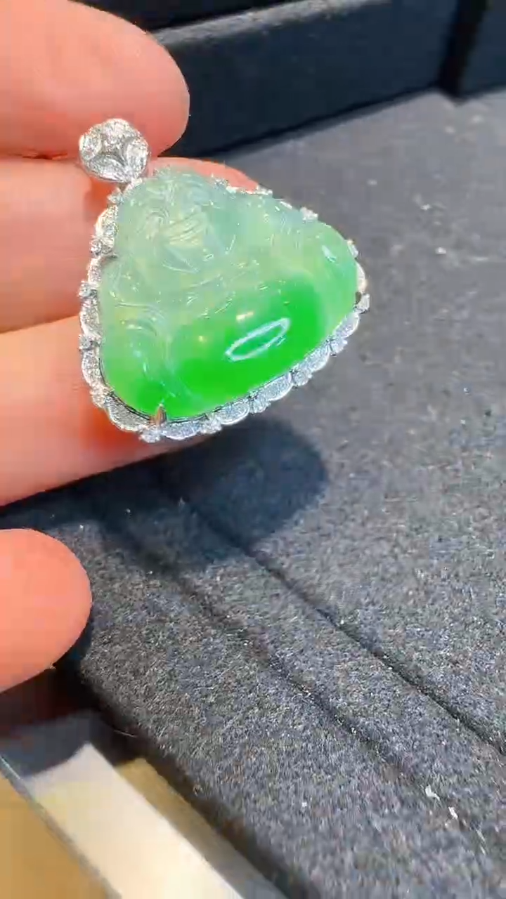 翡翠18K金镶嵌吊坠(不含链)多样性团购发一件