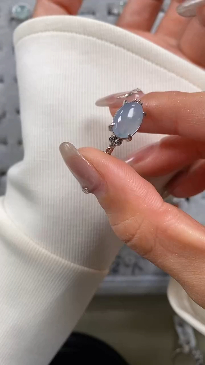 【闪购商品】翡翠戒指银S925镶嵌8237