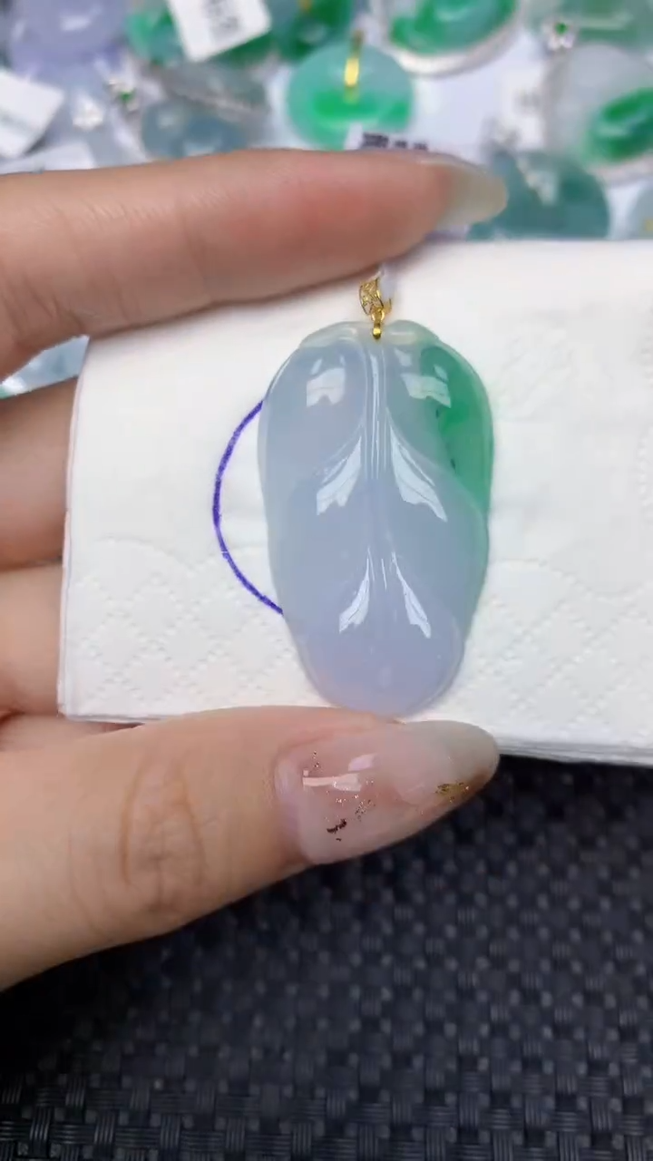 颈饰18K金镶嵌翡翠天然缅甸翡翠a货百元以上9元证书费自理