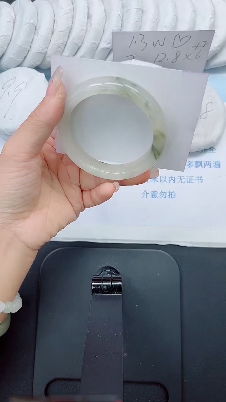 石英质玉手镯未镶嵌216-55