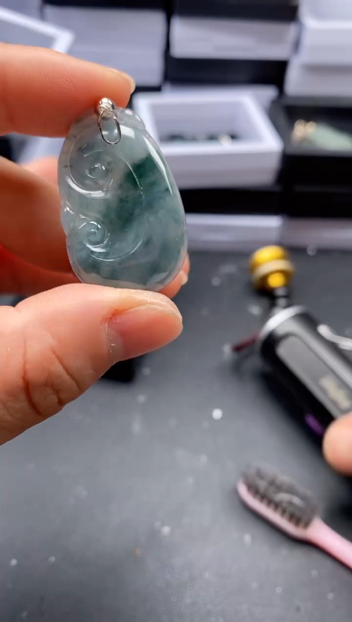 翡翠未镶嵌吊坠(不含链)1205