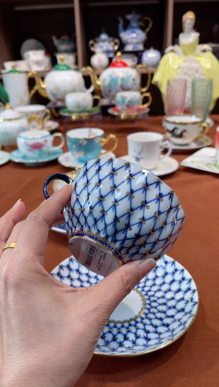 【闪购商品】瓷片钴蓝杯碟······