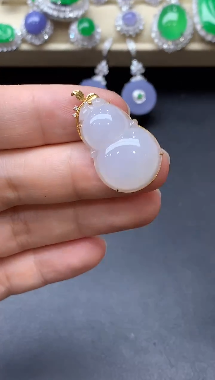 翡翠18K金镶嵌颈饰357-中国好珍宝