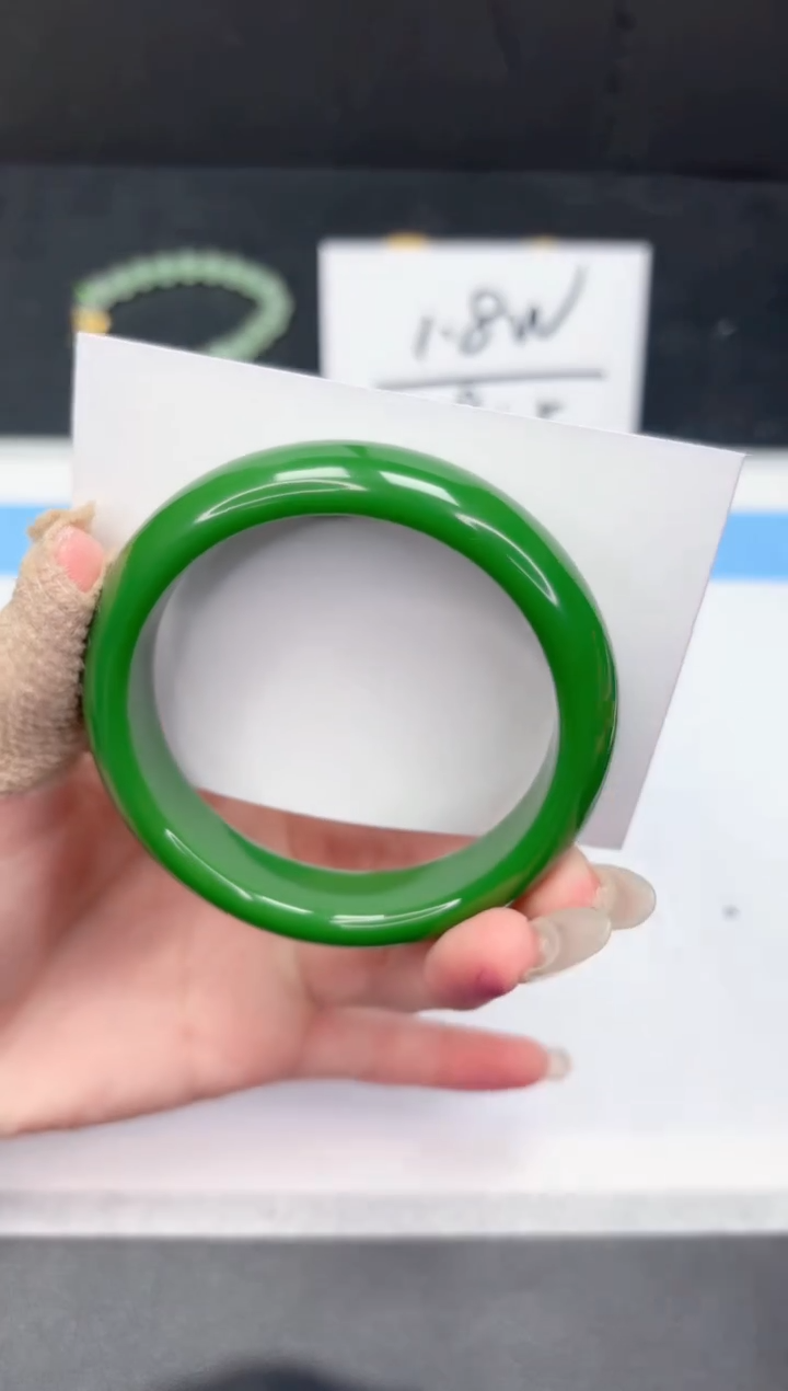 【闪购商品】石英质玉手镯未镶嵌335-58.1