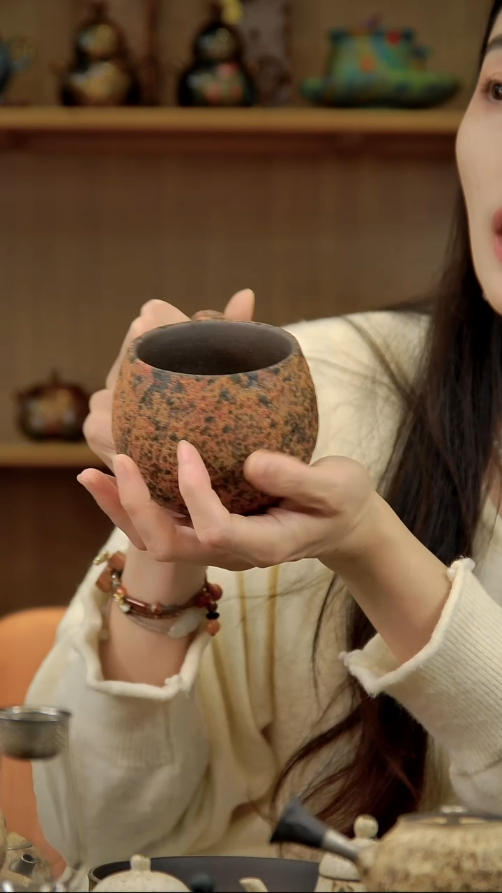 言野手作 岩矿马克杯