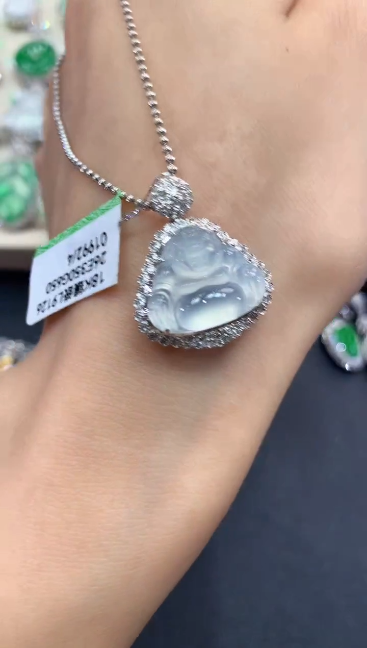 【闪购商品】翡翠吊坠(不含链)18K金镶嵌q160多样性一件发货