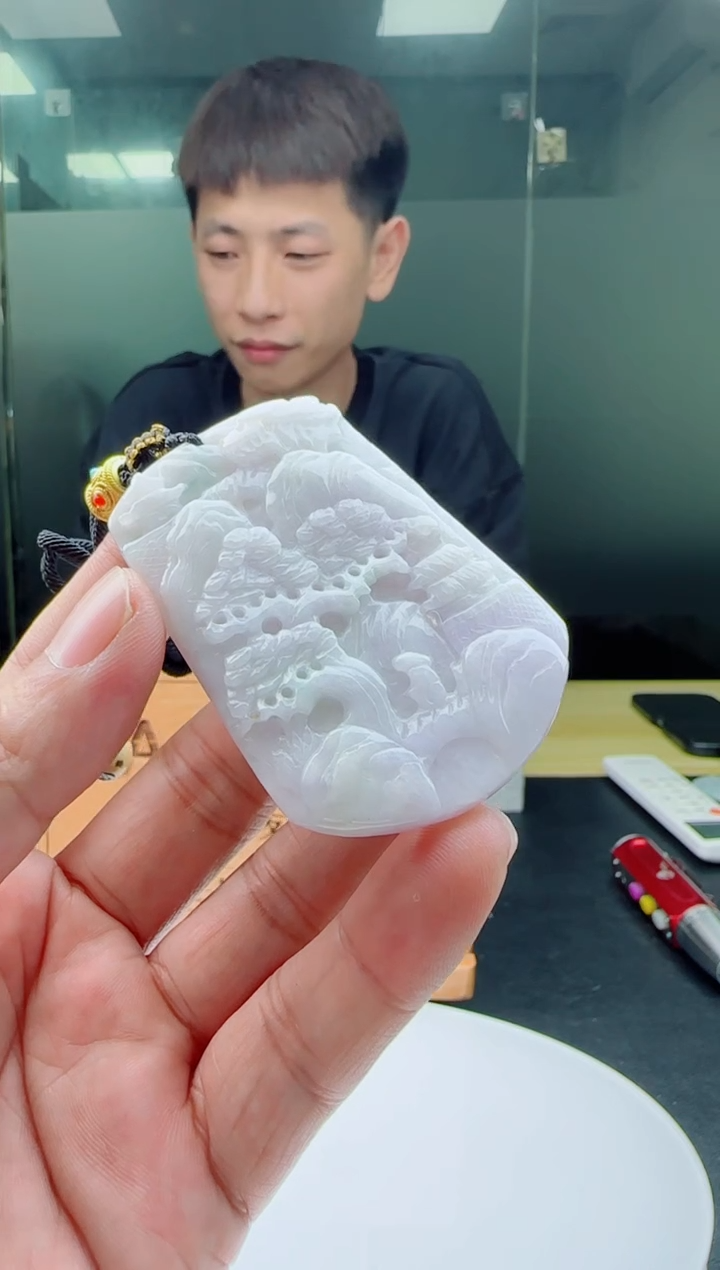 【闪购商品】翡翠颈饰未镶嵌111111111111