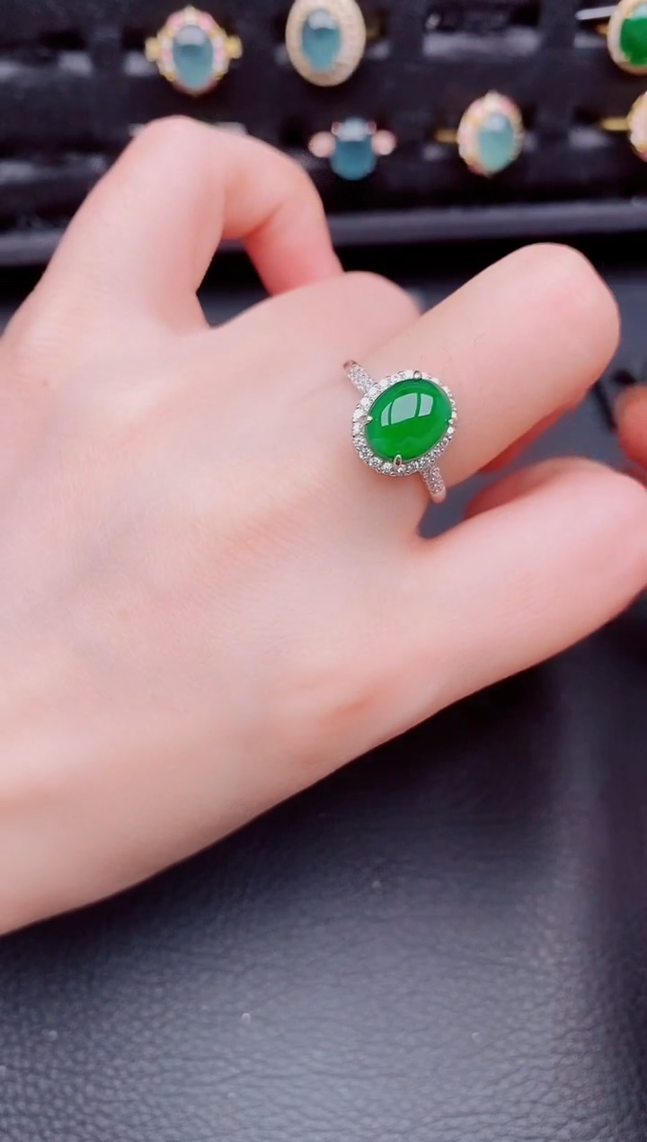 【闪购商品】翡翠戒指银S925镶嵌天然a货翡翠750