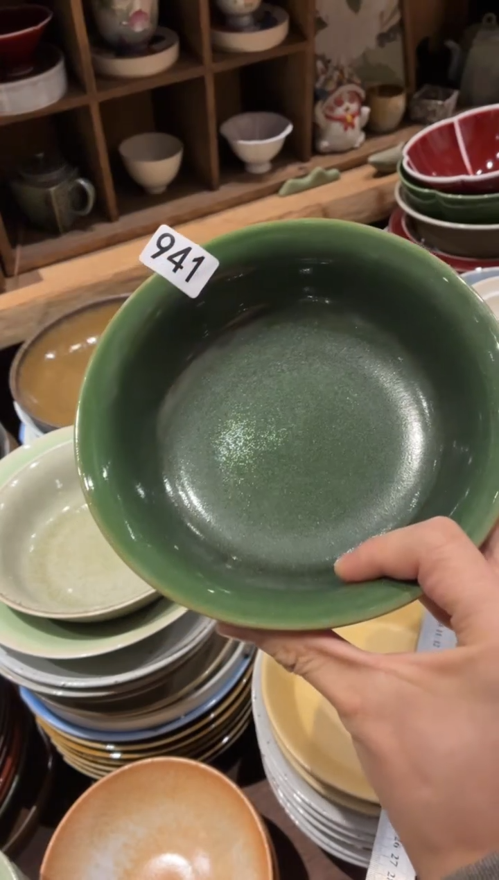 瓷片泉****9941翠绿反口盘1个