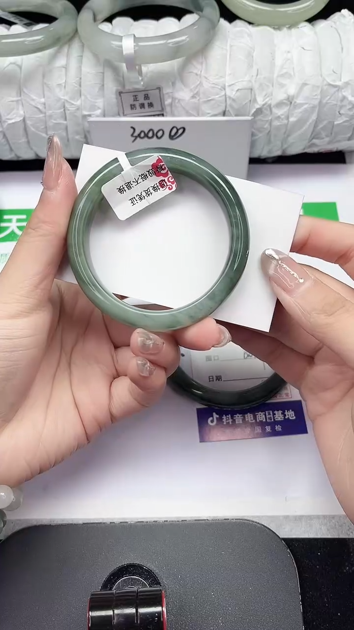 未镶嵌手镯石英质玉319-52/53