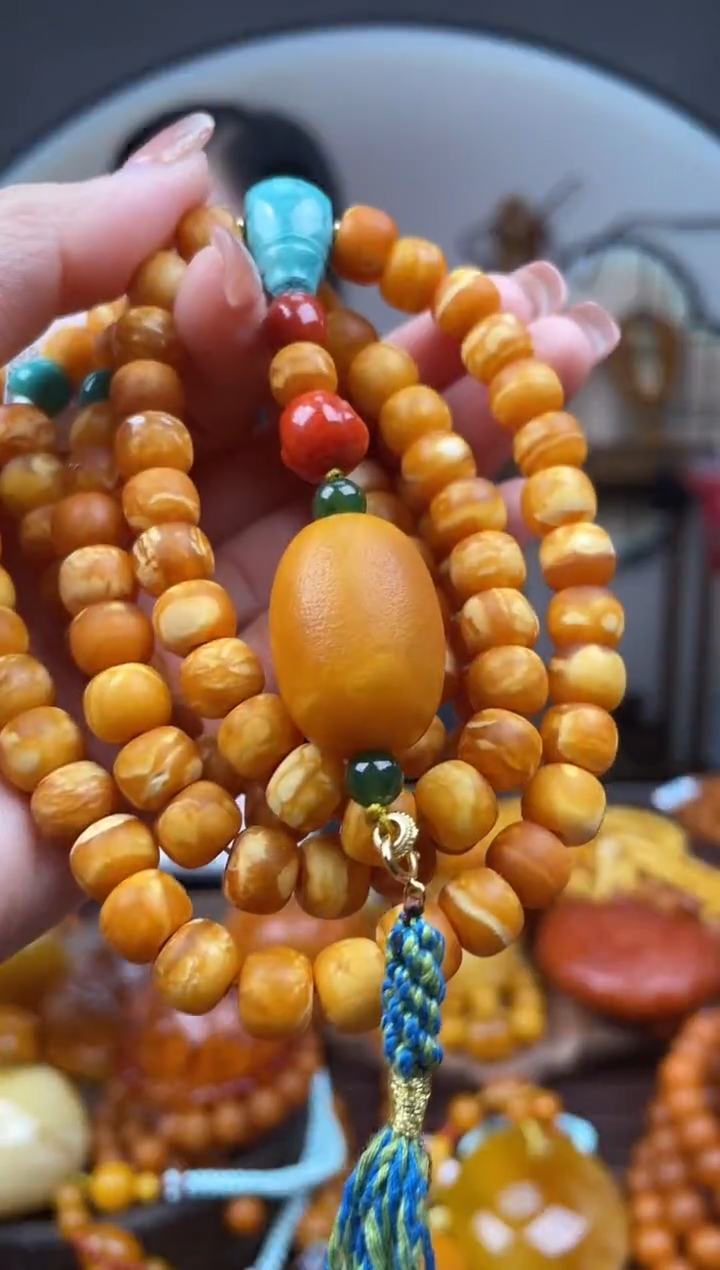 【闪购商品】琥珀裸石未镶嵌首饰 假1赔4 （多样性发货1件