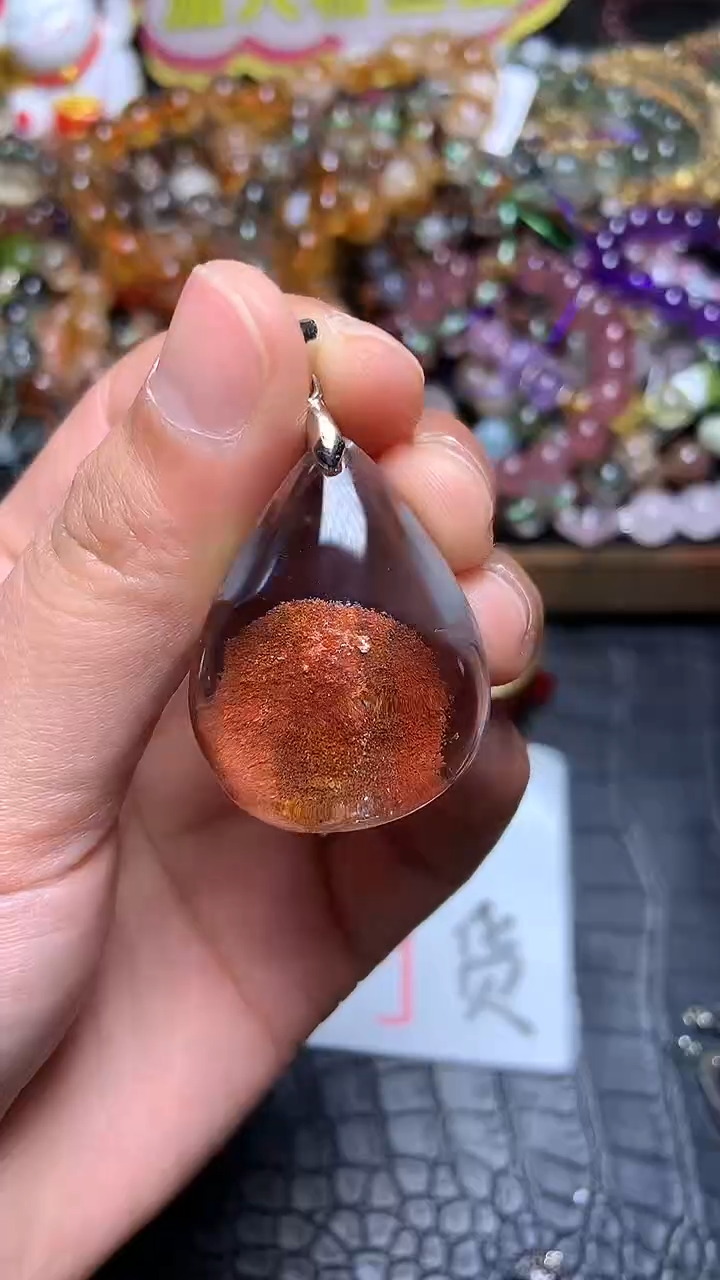 【闪购商品】水晶吊坠(赠链)未镶嵌52