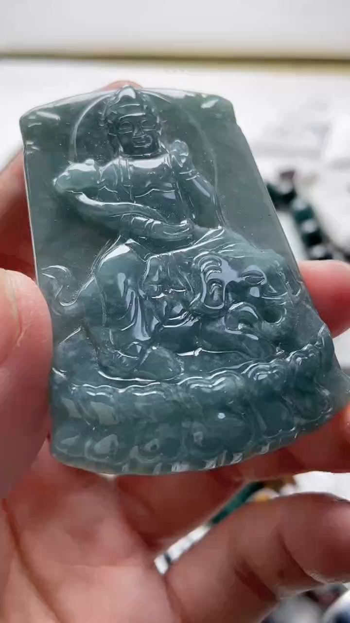 【闪购商品】翡翠颈饰未镶嵌88888888