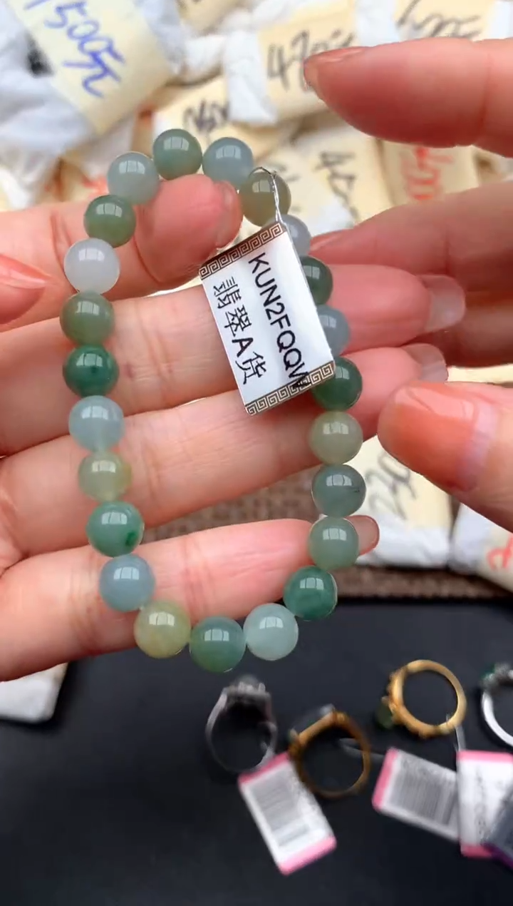 未镶嵌挂件翡翠1