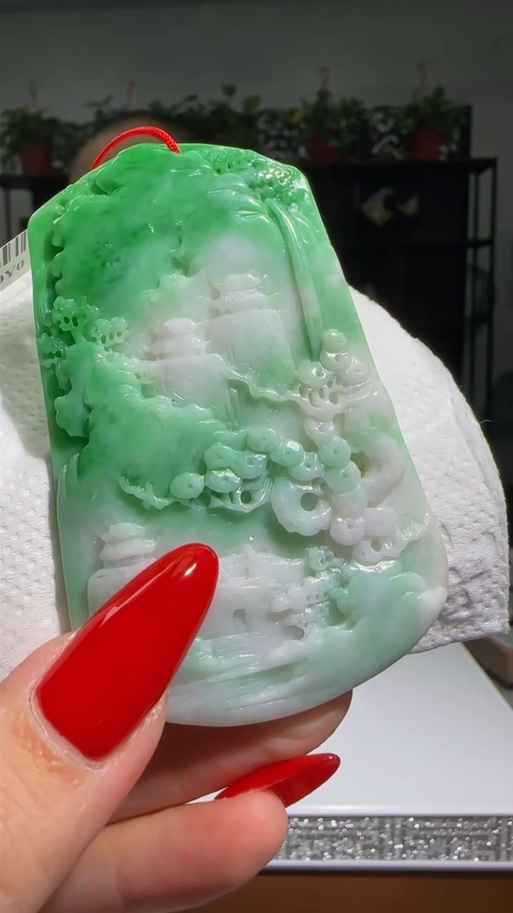【闪购商品】翡翠颈饰未镶嵌天然翡翠A货吊坠