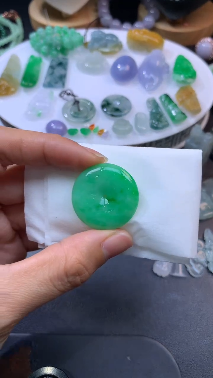 【闪购商品】定制翡翠未镶嵌翡翠