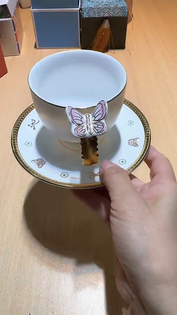 【闪购商品】瓷片锅碗瓢盆一件不剩