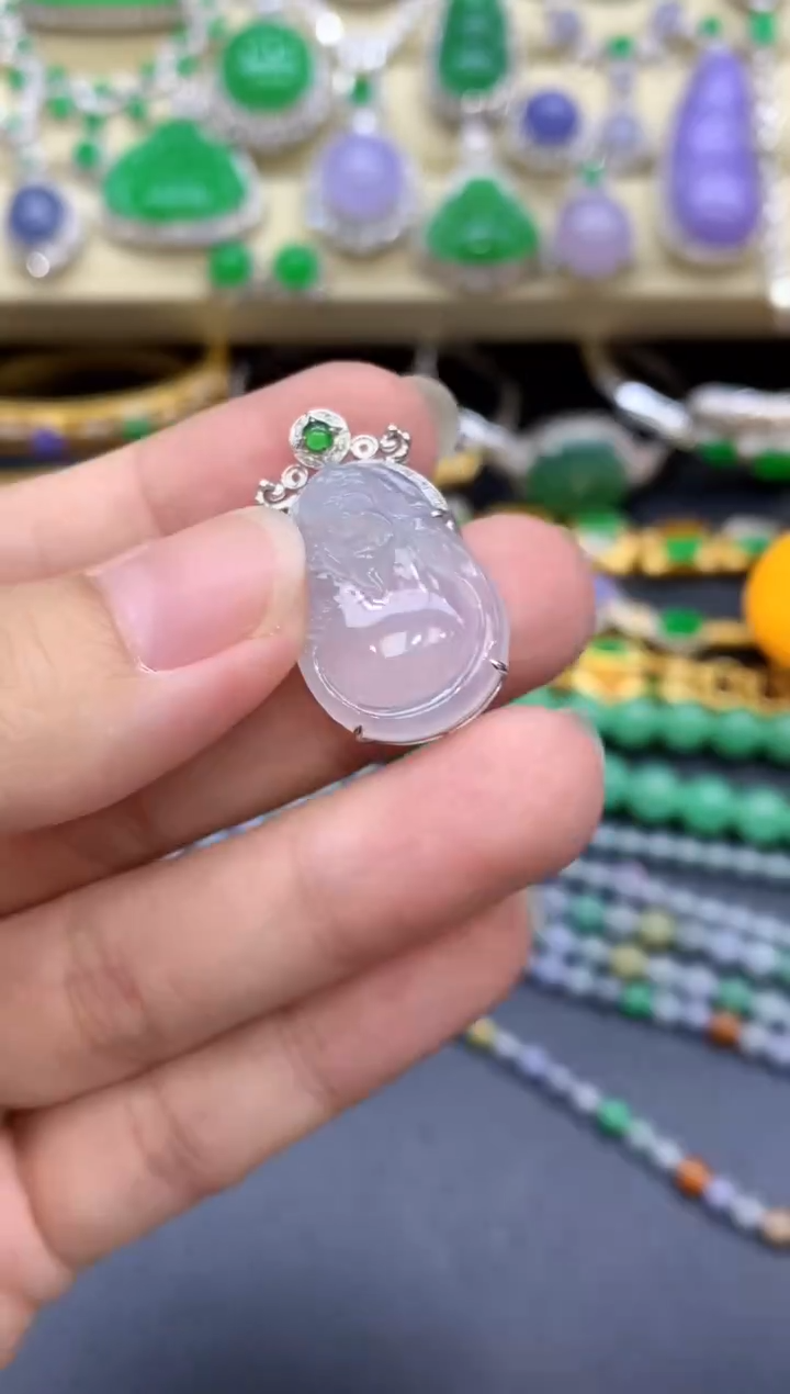 颈饰18K金镶嵌翡翠323-中国好珍宝