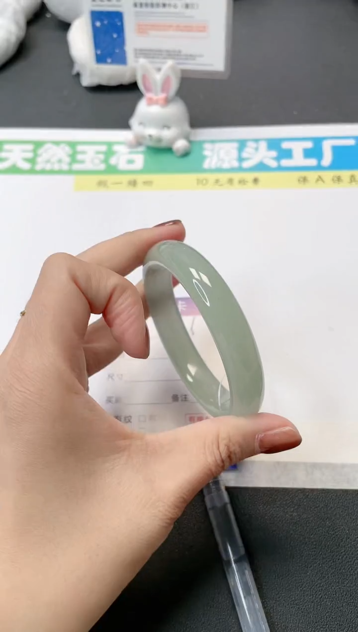 【闪购商品】石英质玉手镯未镶嵌26-57