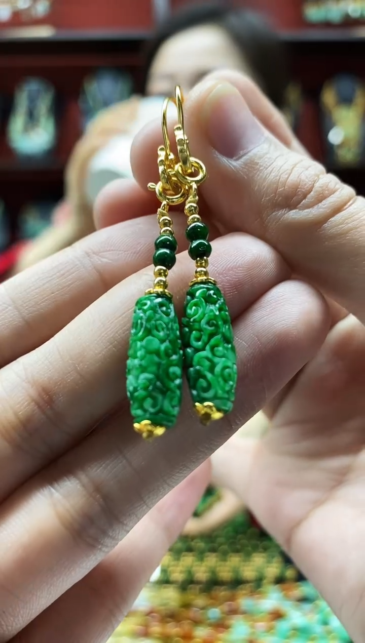 颈饰未镶嵌翡翠蓝**影耳坠