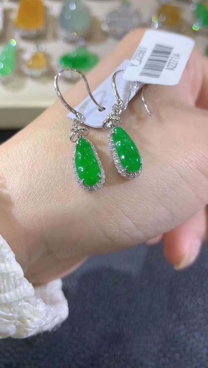 【闪购商品】翡翠耳饰18K金镶嵌C49翡翠