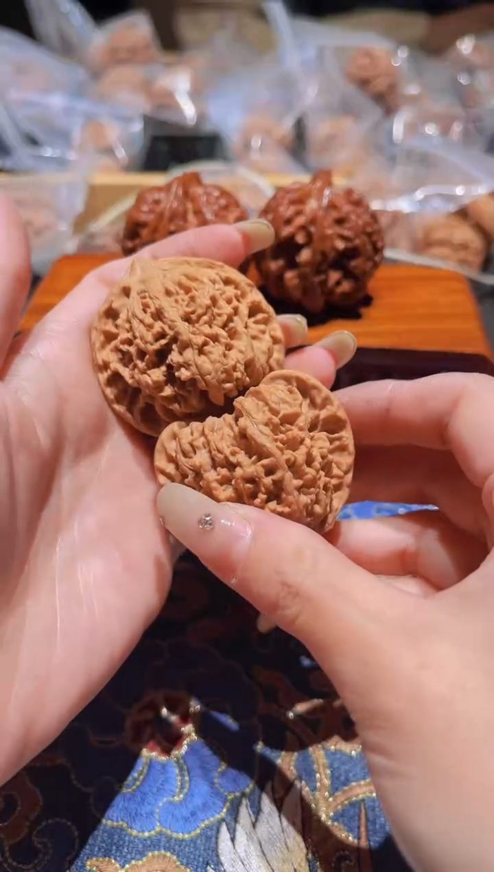 把件文玩核桃041 满天星 40