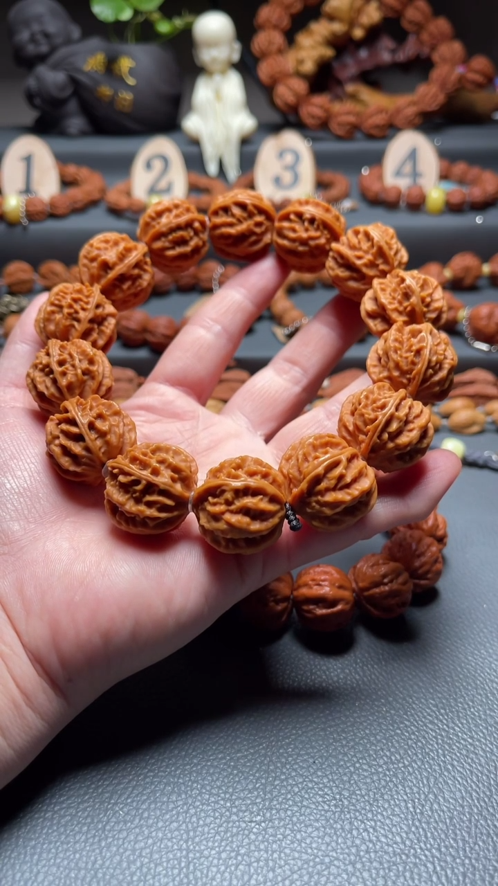 【闪购商品】文玩核桃吊坠核桃手串