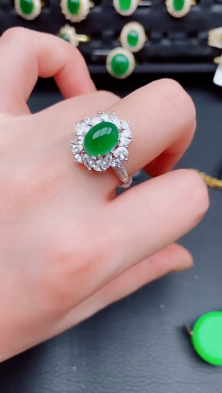 【闪购商品】翡翠戒指银S925镶嵌天然a货翡翠192