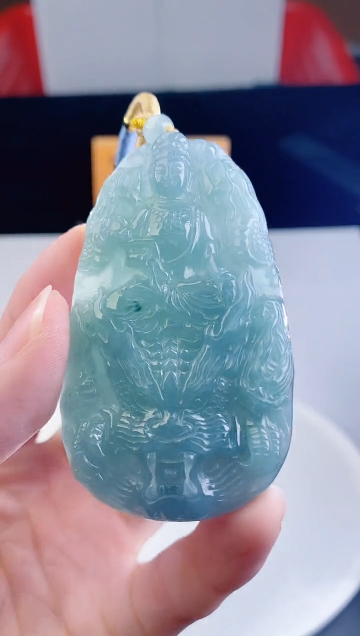 颈饰未镶嵌翡翠·