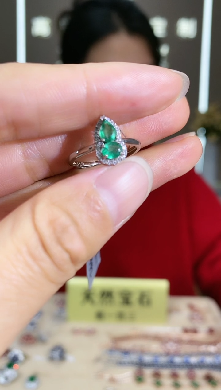 【闪购商品】祖母绿手饰银S925镶嵌手饰