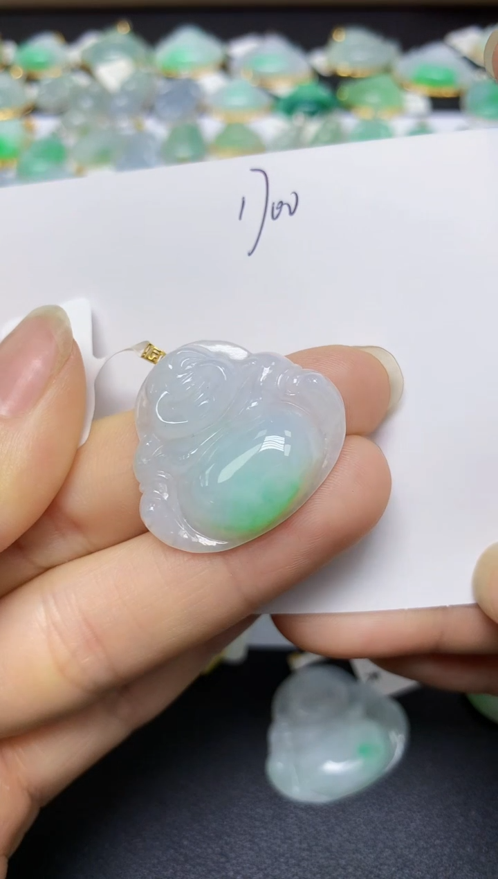 翡翠18K金镶嵌颈饰 天然翡翠A货
