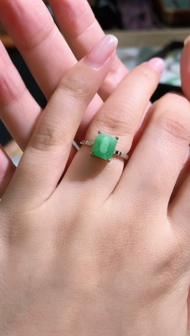 【闪购商品】翡翠戒指银S925镶嵌250308294