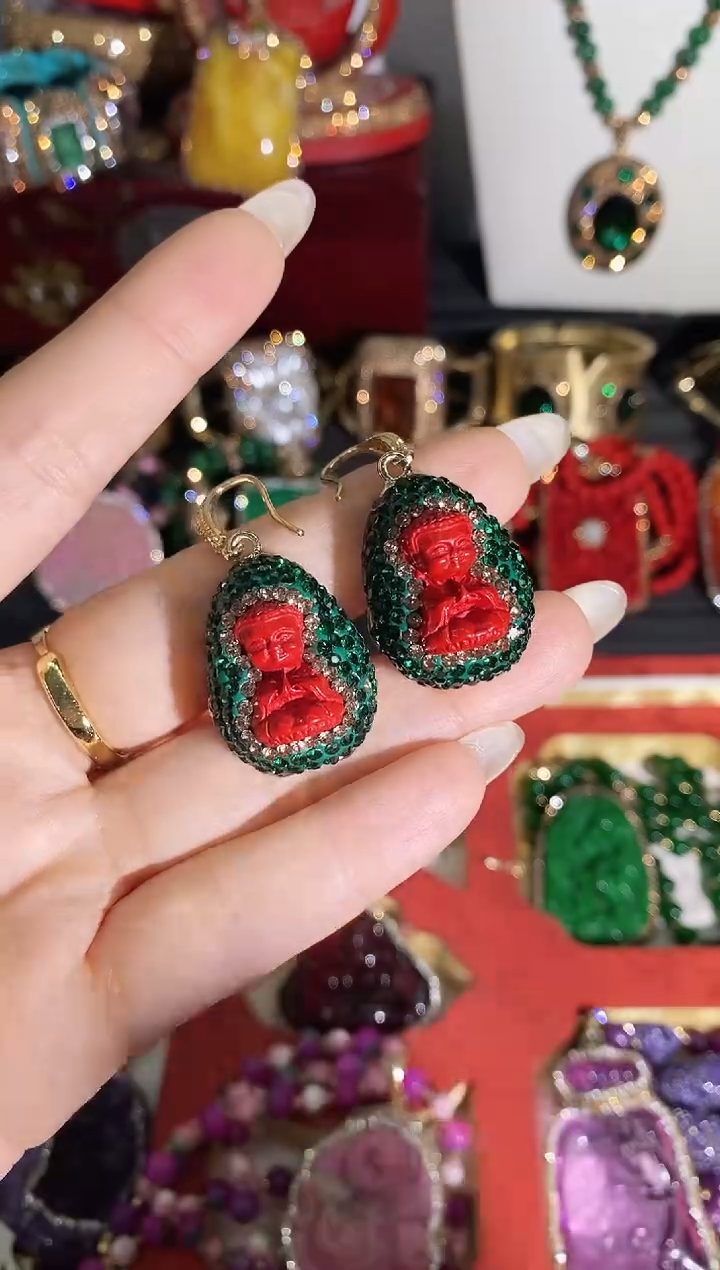 铜合金合成立方氧化锆耳环·