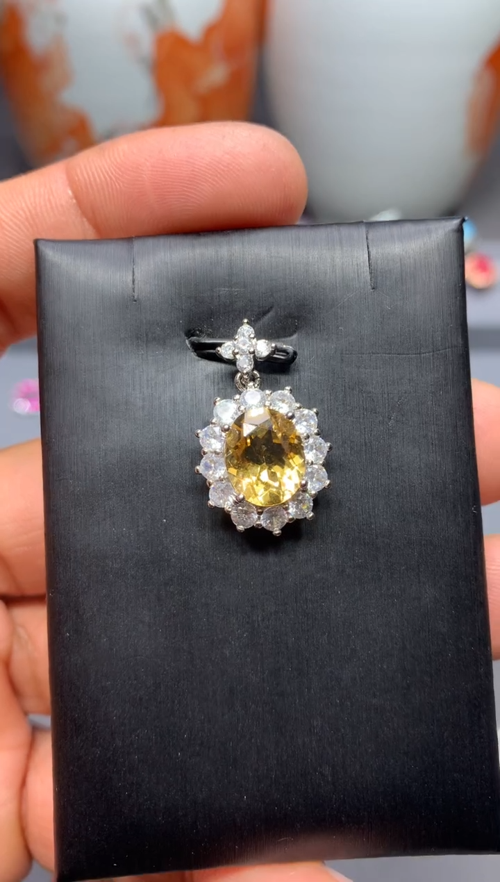 【闪购商品】黄晶颈饰未镶嵌W78（随机性发货只发一单）