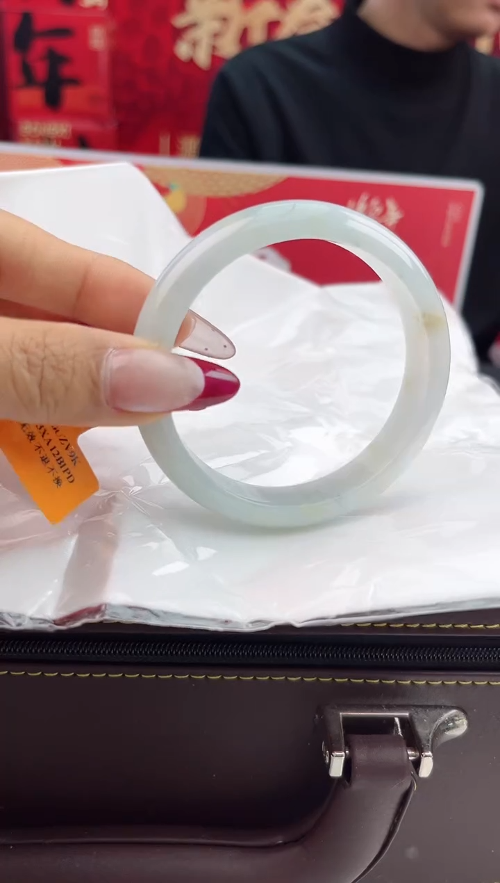 【闪购商品】翡翠手镯未镶嵌翡翠手镯12