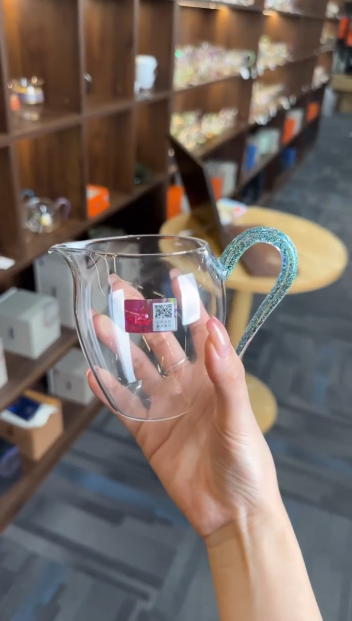 雪*禾器高货破价 怡然蓝金