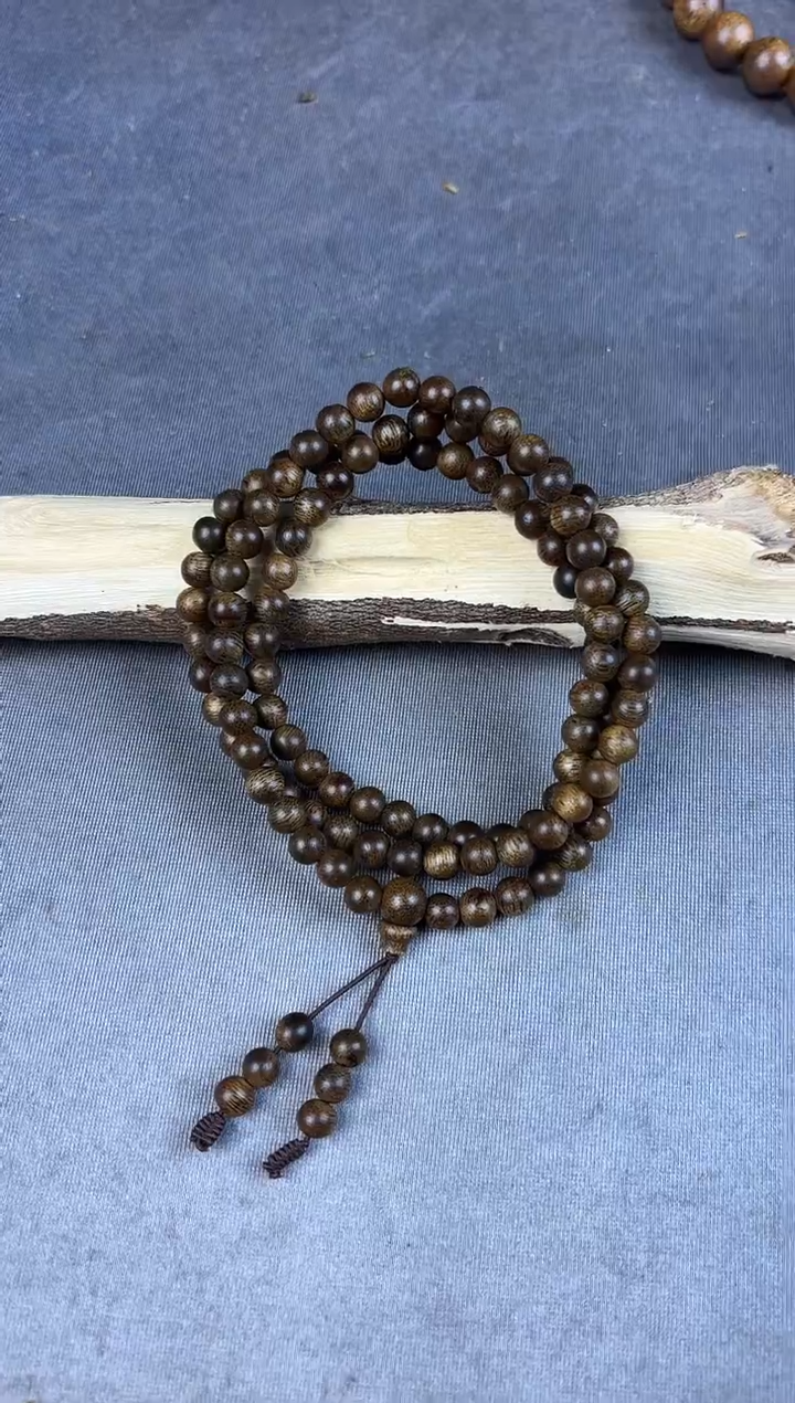 沉香沉香碎屑+芽庄白奇06圆珠多圈沉18克+多样性发一