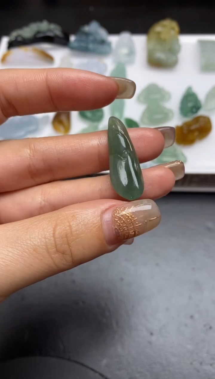 【闪购商品】定制翡翠未镶嵌翡翠毛货~