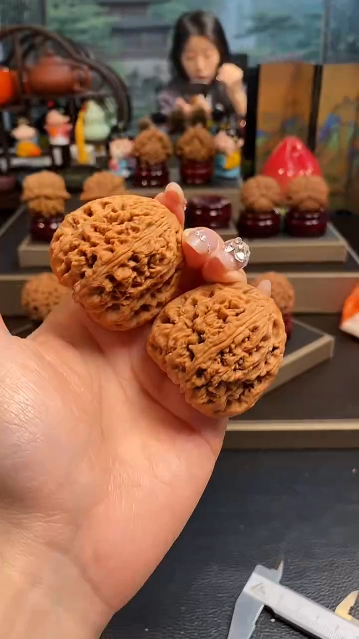 【闪购商品】文玩核桃吊坠K354南疆石44