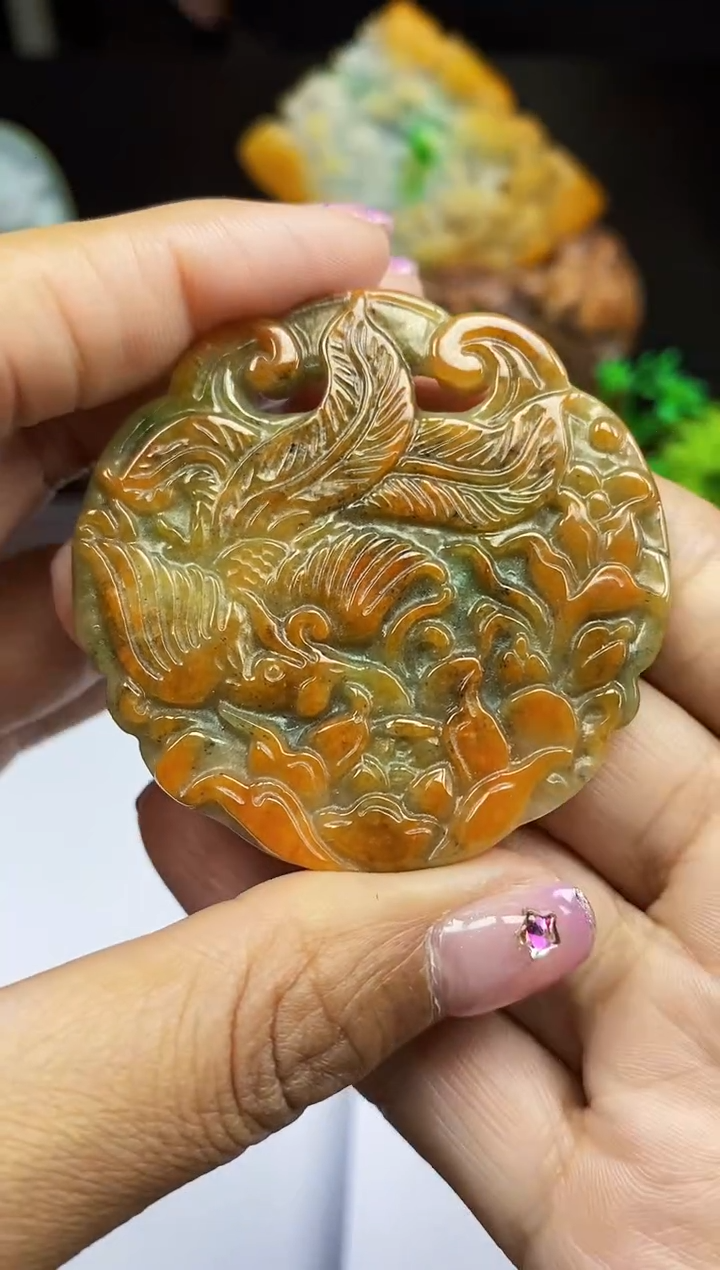 【闪购商品】翡翠颈饰未镶嵌翡翠A货