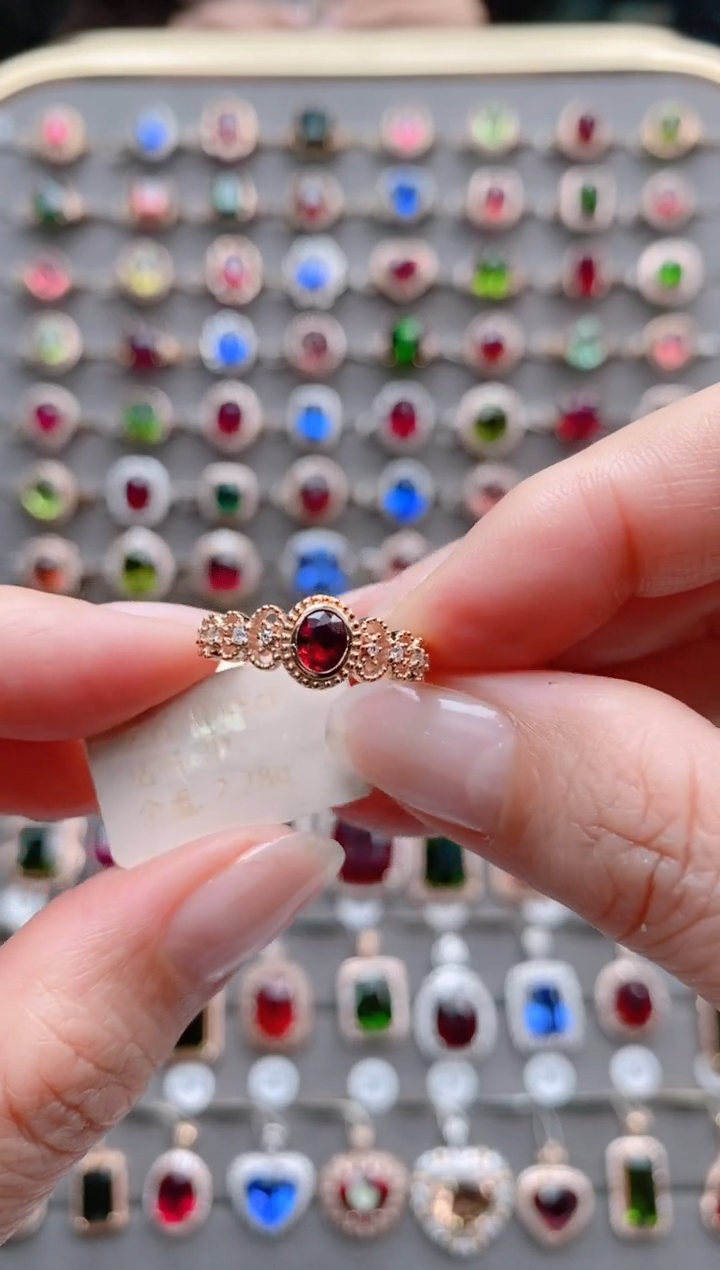 【闪购商品】红宝石戒指18K金镶嵌0.45克拉