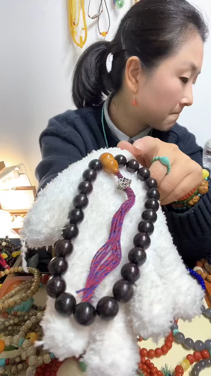 【闪购商品】小叶紫檀手串/手链精品卡12手持