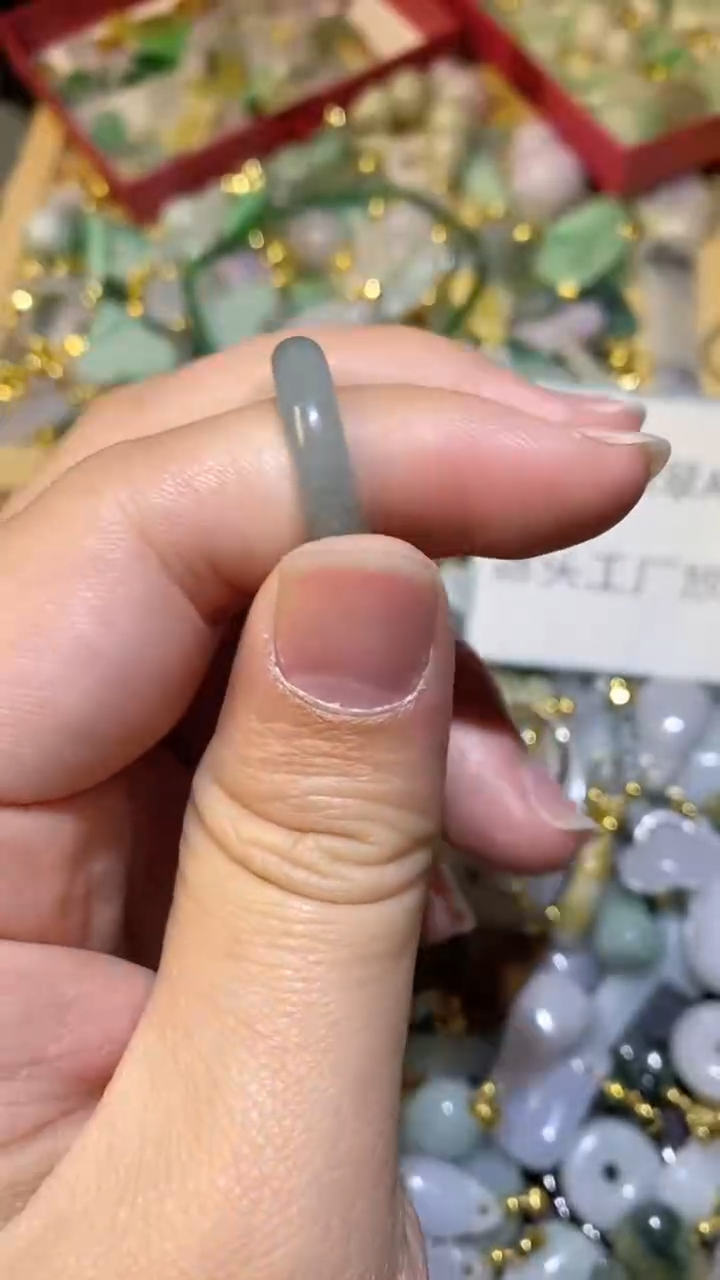 【闪购商品】翡翠颈饰未镶嵌/13543454