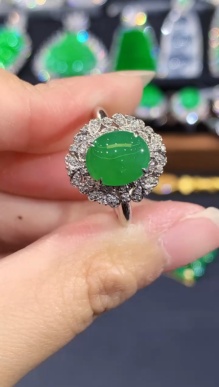 18K金镶嵌戒指翡翠SY多样性发其一