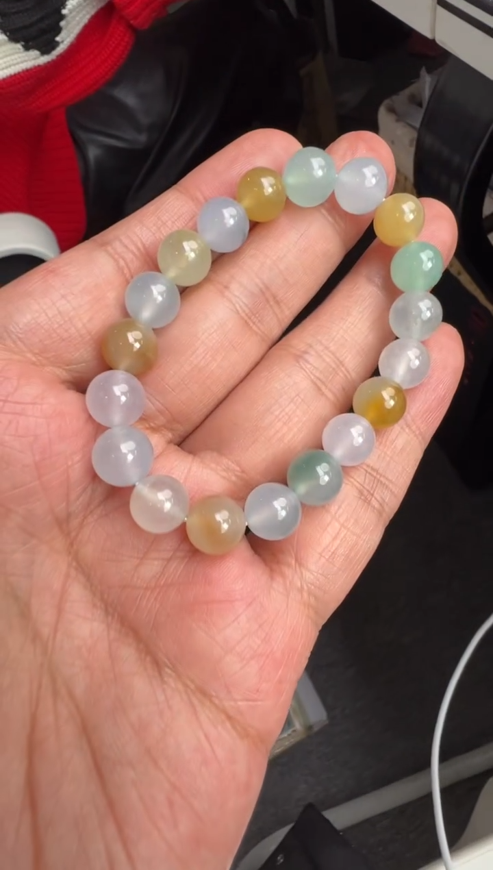 颈饰未镶嵌翡翠比****o翡翠颈饰