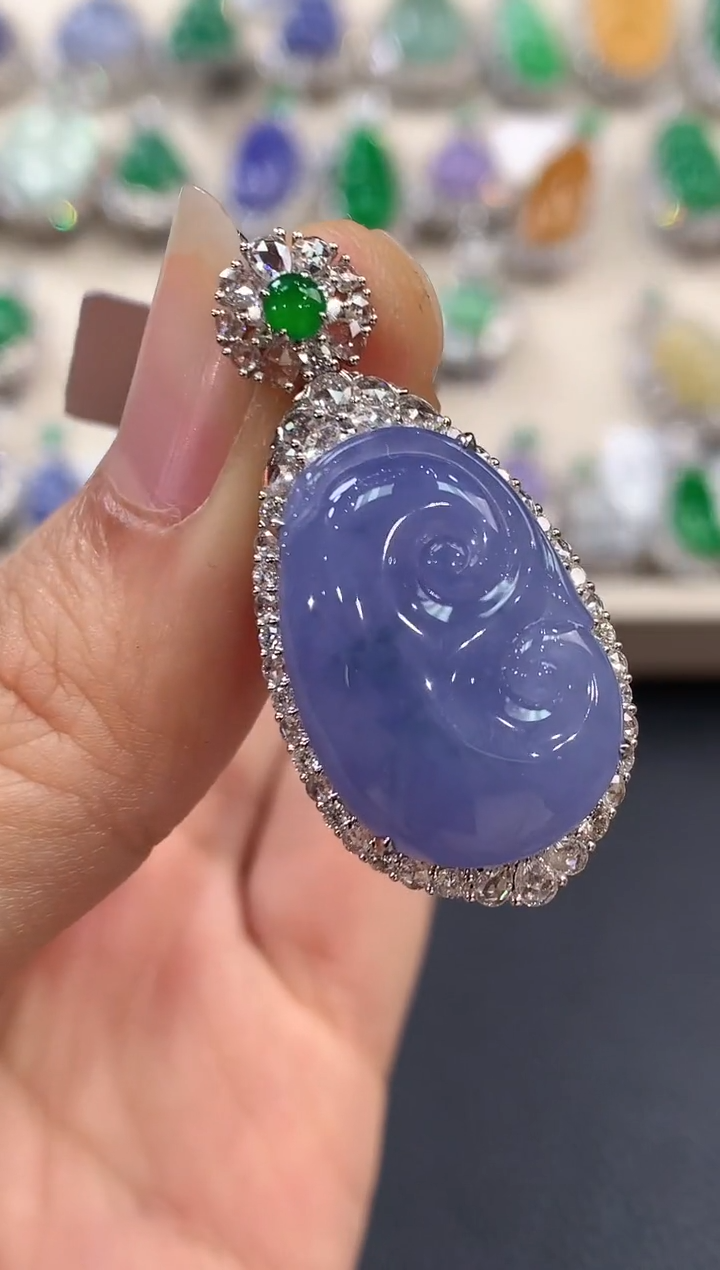 【闪购商品】翡翠吊坠(不含链)18K金镶嵌C223有色差