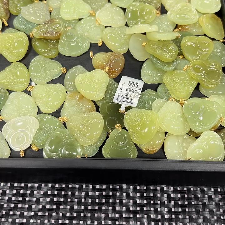 18K金和田玉佛公吊坠(多样性发1件)不带链 D2164